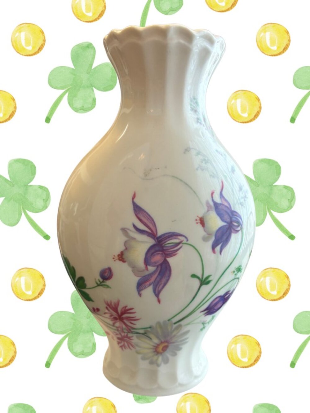DONEGAL CHINA CLADDAGH & FLORAL VASE